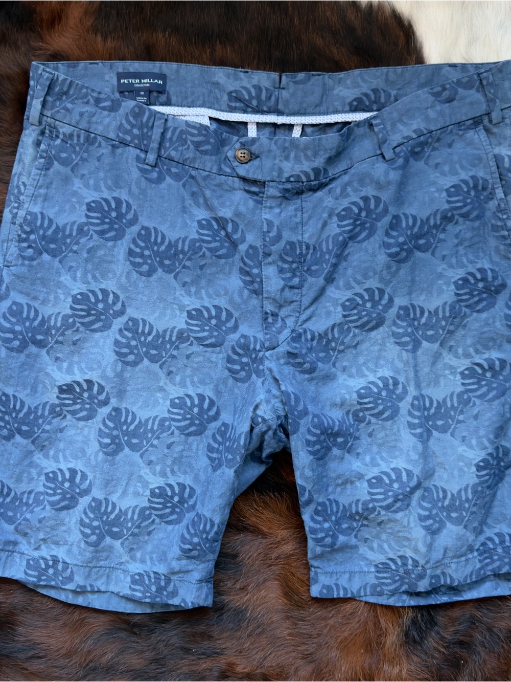 Peter Millar Collection Sunwashed Floral Indigo Jacquard Print - size 38